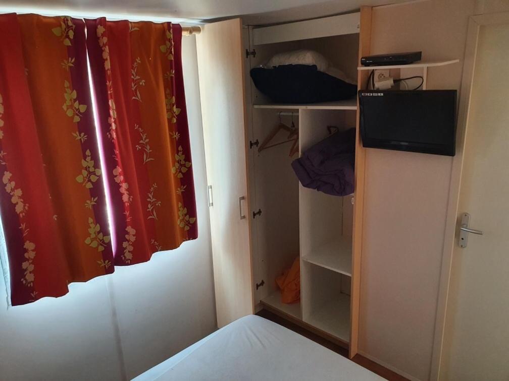 Mobil Home Avec Spacieuse Terrasse A Meschers Proche De Royan Εξωτερικό φωτογραφία